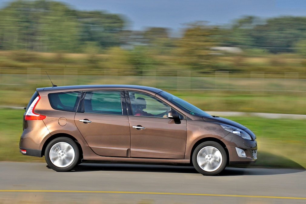 Erster Vergleich: Ford Grand C-Max gegen VW Touran