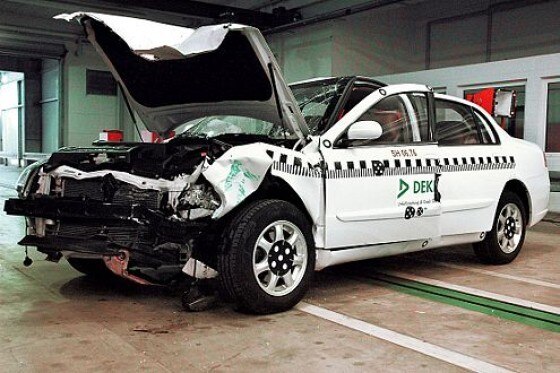 Die China-Limousine BS 6 im Crashtest