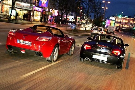 Test Opel GT gegen BMW Z4