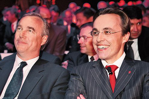 Volvo-Chef Frederik Arp (l.) mit Axel Springer-Vorstand Dr. Andreas Wiele.