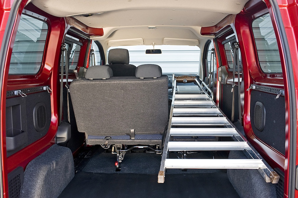 Nissan NV200