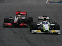 Barrichello gegen Hamilton: Muss die Tür einen Spalt breit geöffnet bleiben?
