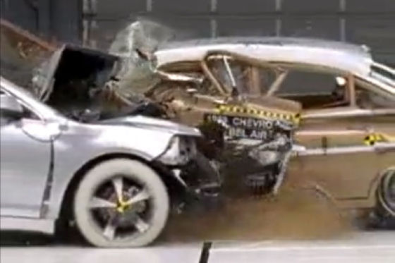 Chevrolet Bel Air im Crashtest