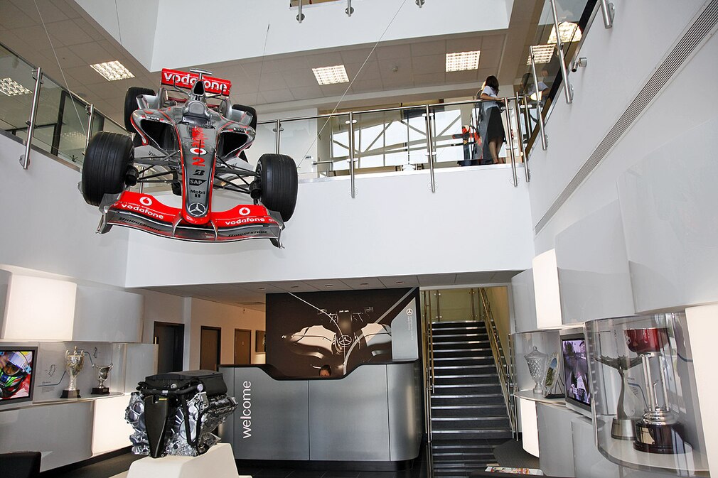 Mercedes Werk Brixworth 2009