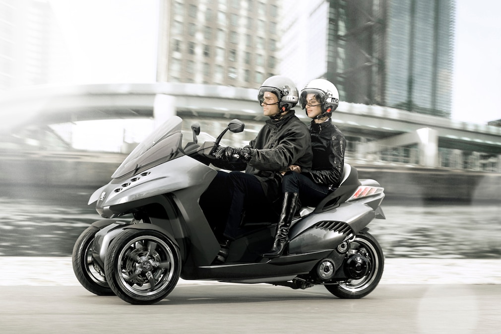 Peugeot HYbrid3 Evolution Concept