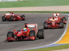 Felipe Massa führt die Ferrari-Parada in Valencia an: 16.000 Fans sind begeistert