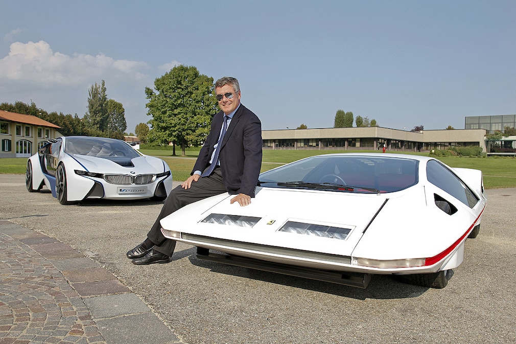BMW Vision Efficient Dynamics Pininfarina Modulo