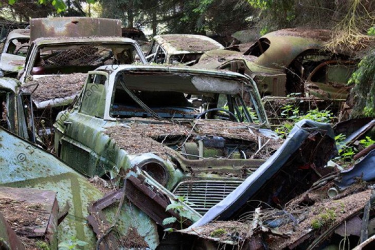 Autofriedhof Schrottplatz