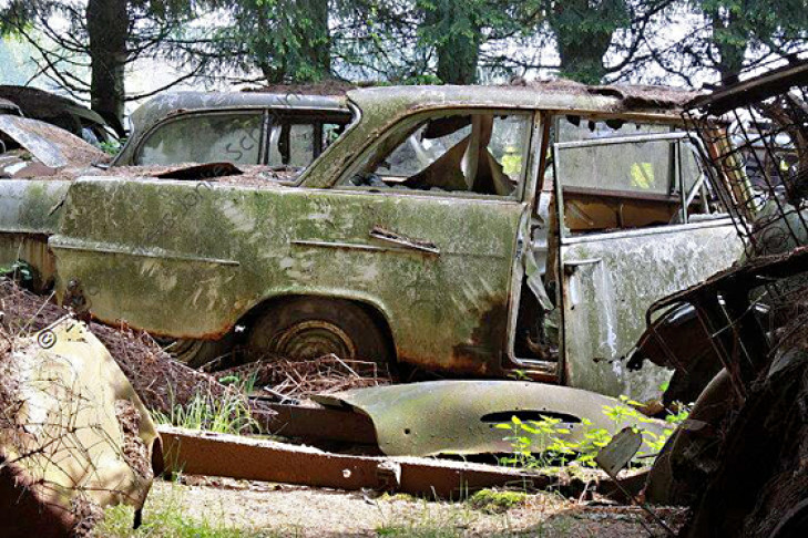 Autofriedhof Schrottplatz