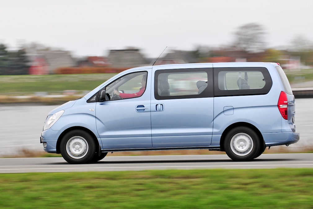 Hyundai H-1 Travel