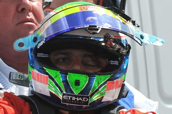Schumi Unfall Helm