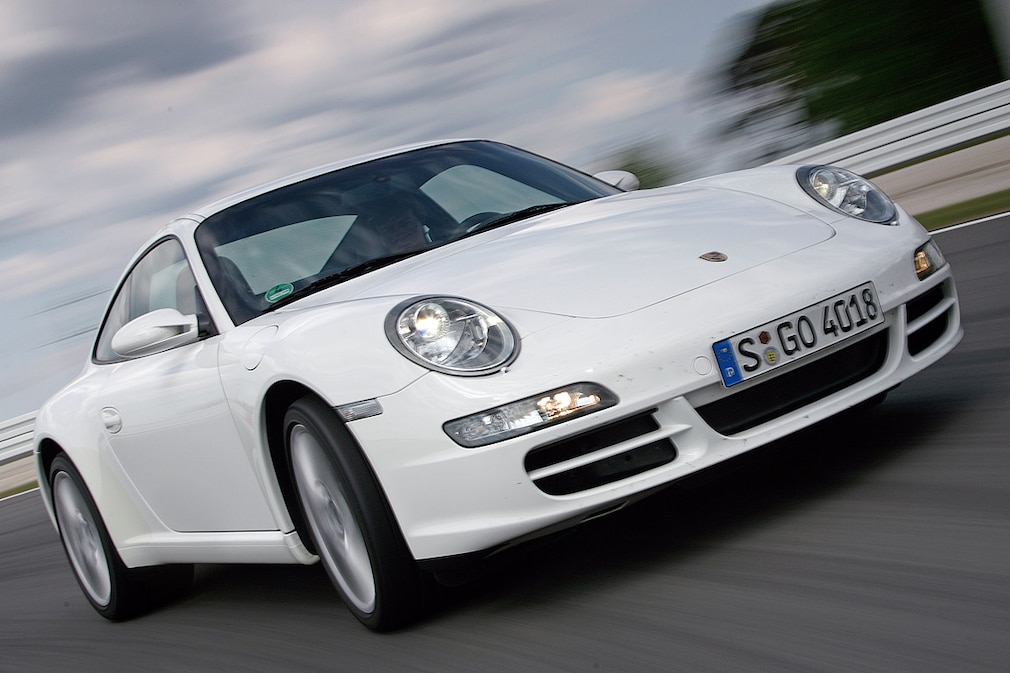 Porsche 911 Carrera