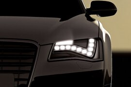 Audi A8 Autobahnlicht