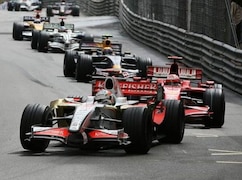 Da war die Force-India-Welt noch in Ordnung: Kimi Räikkönen jagt Adrian Sutil