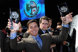 Ford Fusion Hybrid ist North American Car 2010