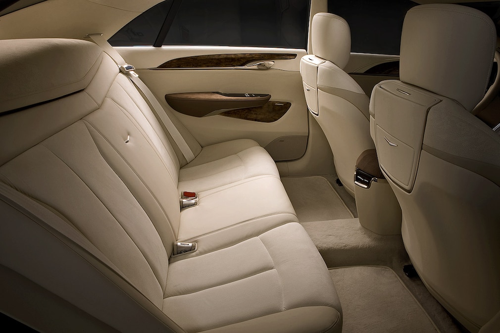 Cadillac XTS Platinum Concept