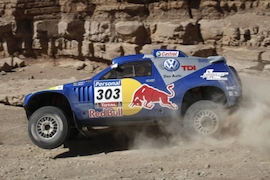 Endlich am Ziel: Im vierten Anlauf gewinnt Carlos Sainz die Rallye Dakar auf VW Race Touareg