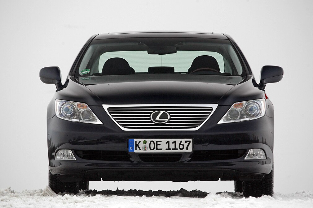 Lexus LS 460 AWD