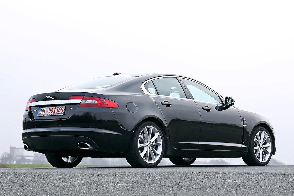  Jaguar XF 3.0 V6 Diesel S Luxury