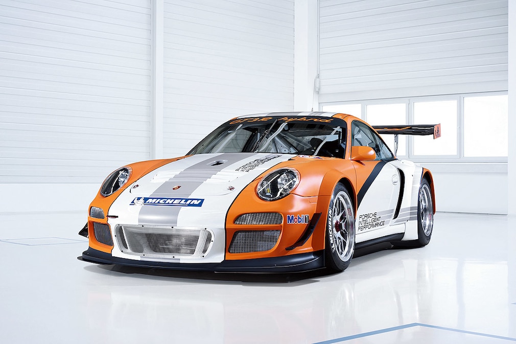 Porsche 911 GT3 R Hybrid