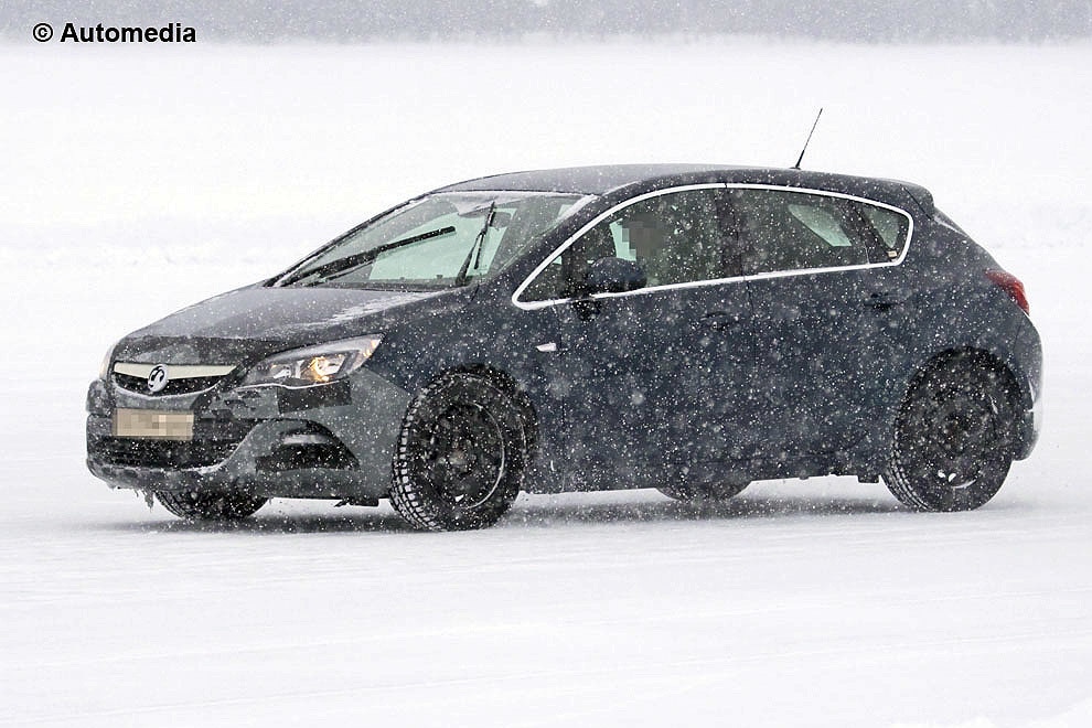 Erlkönig Opel Astra OPC