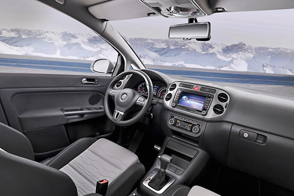 VW Cross Golf