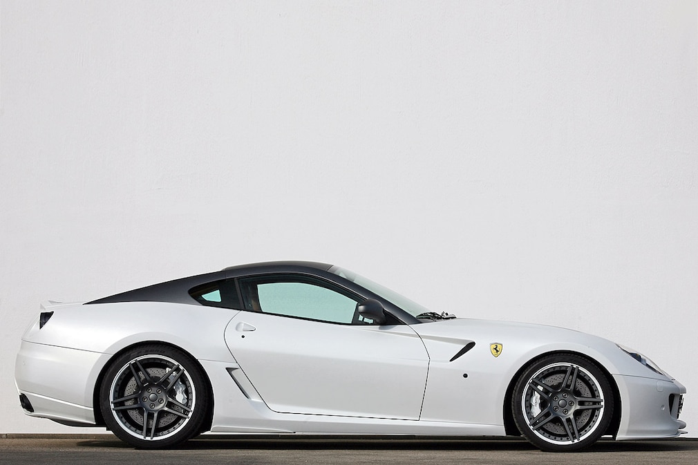 Getunter Ferrari Novitec Rosso Race 848