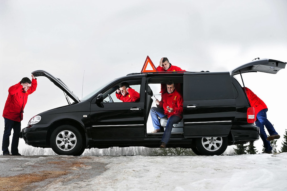 Kia Carnival II 2.9 CDRi