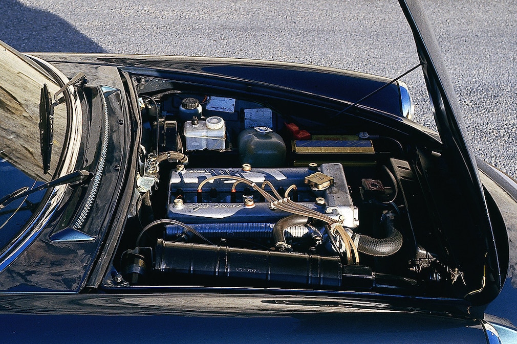 Alfa Romeo Spider 2.0 Aerodinamica