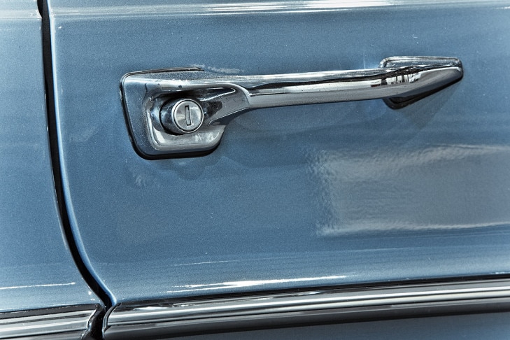 Mercedes-Benz 280 SE W108