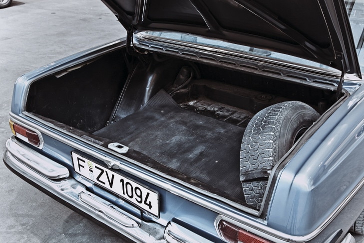 Mercedes-Benz 280 SE W108