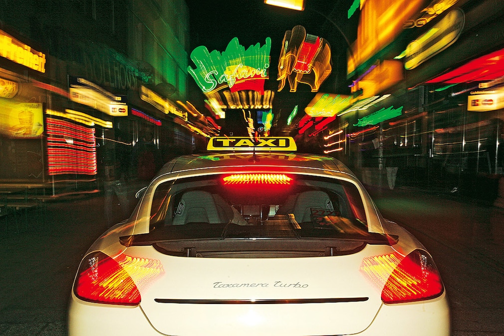 Porsche Panamera Turbo Taxi