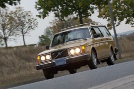 Volvo 245 DL