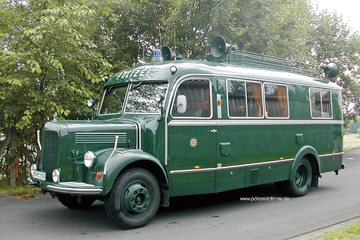 Daimler-Benz 3500/42 Daimler-Benz 3500/42