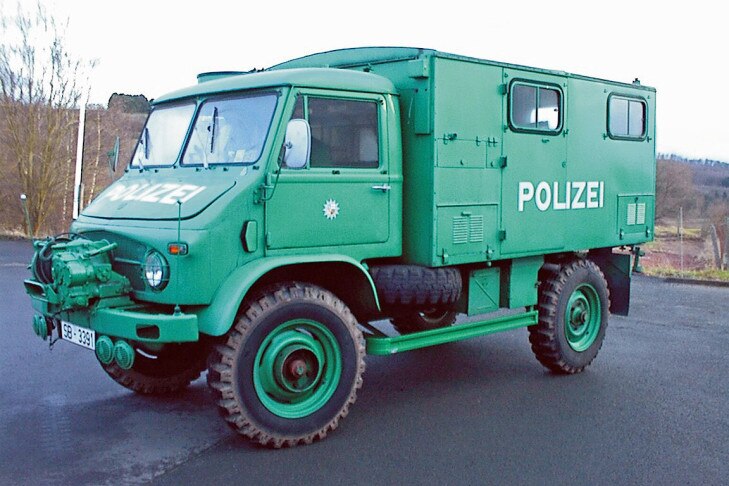 Mercedes Unimog S/404 1 Mercedes Unimog S/404 1