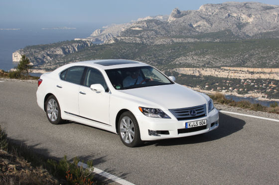 Lexus LS 600h (2010)