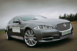 Jaguar XJ Plug-in-Hybrid-Studie 'Limo Green'