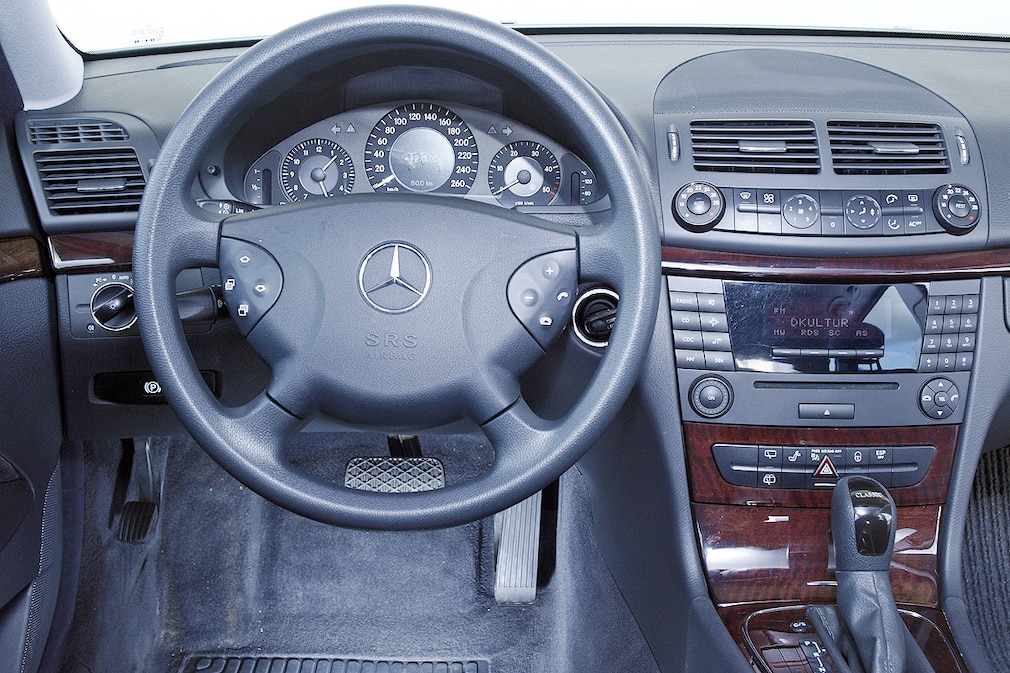 Mercedes E-Klasse E 220 CDI