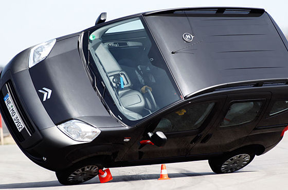 Citroën Nemo versagt beim Elchtest