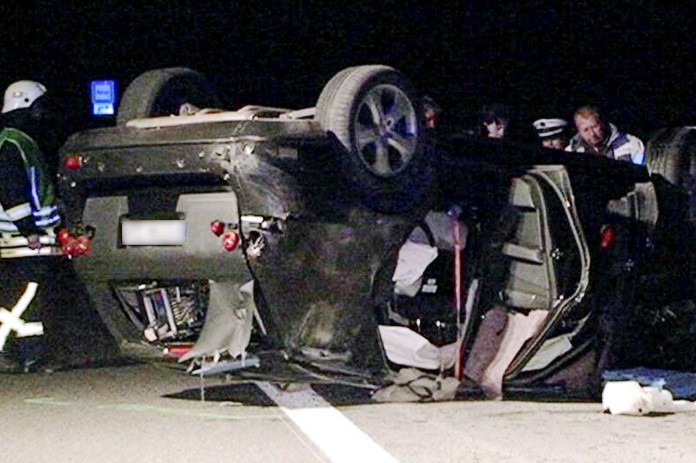 Unfall mit Mercedes-Erlkönig