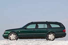 Mercedes E320