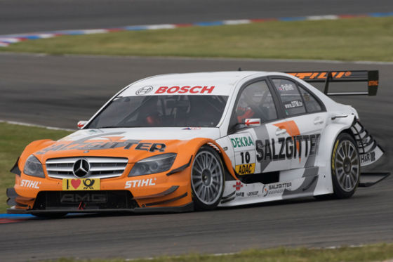 So sieht ein aktuelles DTM-Auto aus: Die AMG Mercedes C-Klasse bietet Orientierung für den Entwurf eines BMW M3 DTM.