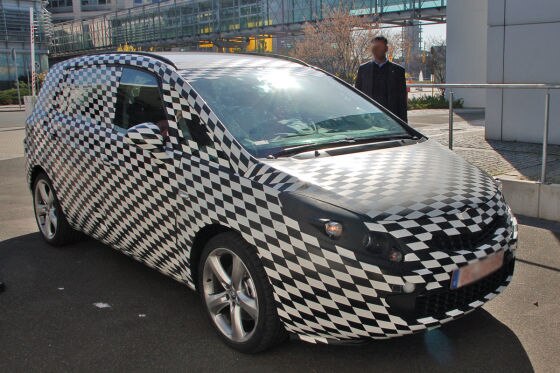 Erlkönig Opel Zafira C (2010)