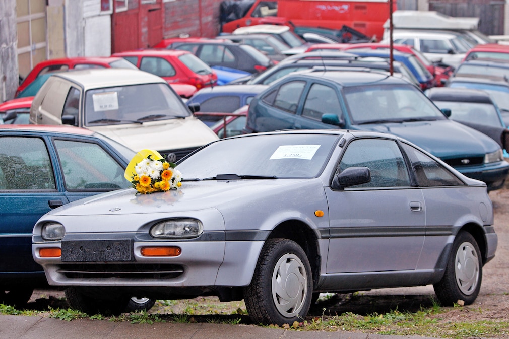 Nissan 100 NX