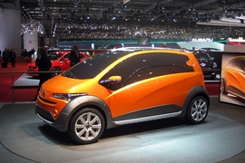 Giugiaro Proton Emas Country