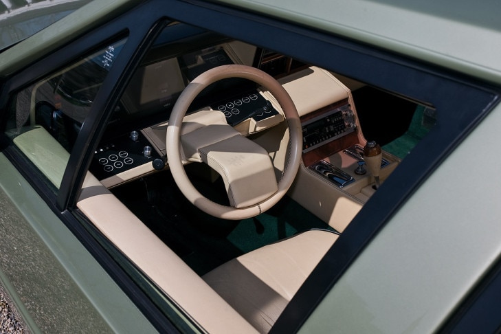Aston Martin Lagonda
