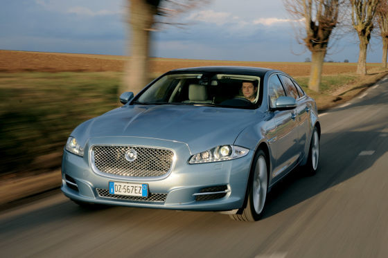 Jaguar XJ