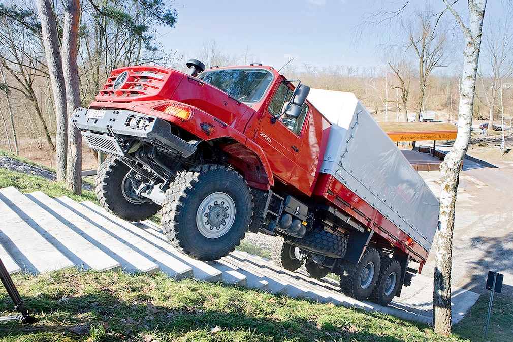 Mercedes Zetros 2733 A