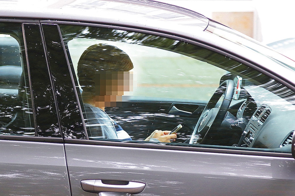 Tipp, Tipp, Tot -  Handy weg dein Leben zählt