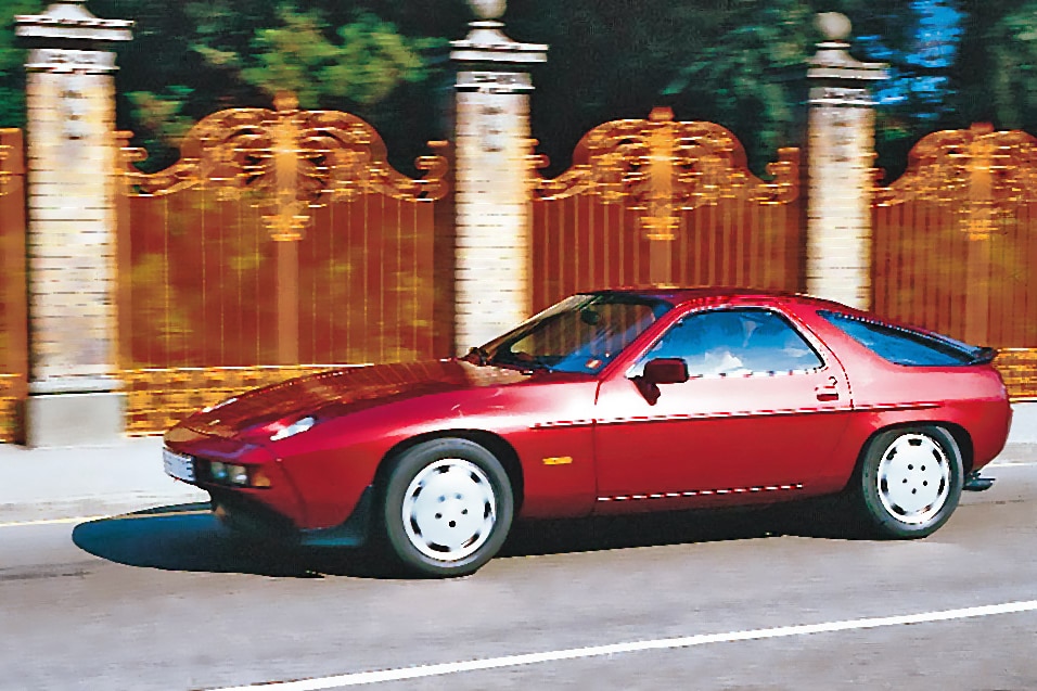 Porsche 928
